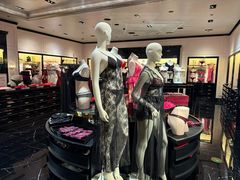 -Victoria's Secret(杭州湖滨银泰in77店)