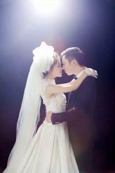 点击看大图 -太郎花子婚纱摄影艺术中心