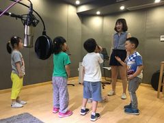 -猴有戏教育戏剧·音乐剧·主持口才·演讲朗诵辩论(环球港华师大校区)