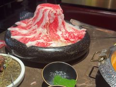 -一绪に和牛寿喜烧(罗湖益田假日店)