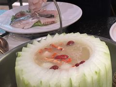 -得意咚瓜·顺德鱼生·冬瓜火锅(深圳首店)