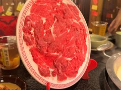 手作吊龙鲜牛肉-山城棒棒军手作火锅·天花板手撕水牛鲜毛肚(北京店)