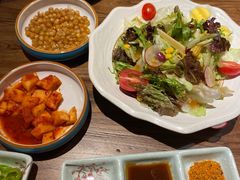 -明洞阿姨·韩式酱蟹烤肉·创意料理(三元桥店)