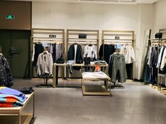 -URBAN REVIVO(佛山南海万达广场店)