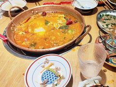 -洱火云南酸菜牛肉火锅(石景山当代商城店)