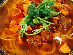 鸡骨酱面-九斤黄三黄鸡专卖店