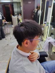 -藤野造型烫发染发