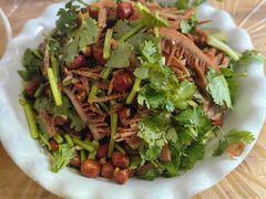香菜拌牛百叶-西大酒店