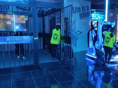 -世代星球·保龄球·镭战真人CS·团建(杨浦店)