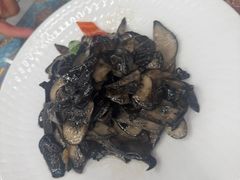-乡村馕坑肉·烧烤·新疆菜·本地人更爱吃(阿勒泰首店)