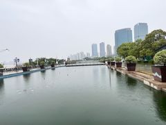 -秋水广场