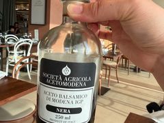 -Eataly