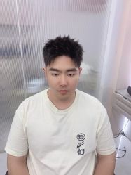 -尤司男士国潮理发馆
