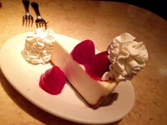 -The Cheesecake Factory(baldwin avenue)