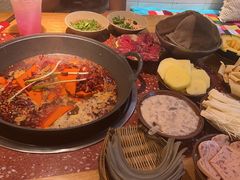 -赵美丽·重庆社区火锅·直营店(火车东站·中豪国际店)