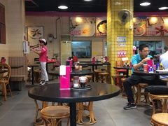 大堂-华辉拉肠(龙口东店)