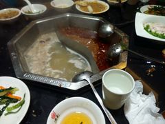 -重庆德庄火锅(体育中心店)