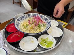 -东兴寒舍老北京炸酱面(三里河路店)