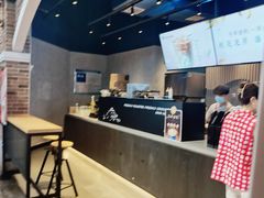 -瑞幸咖啡(凤凰海负一楼美食街店)