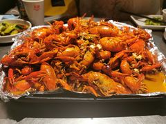 -龙巢盱眙龙虾·牛蛙·烧烤宵夜(八卦岭店)