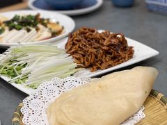 京酱肉丝夹饼-东北农家小院(定西路店)