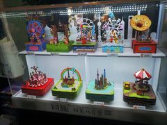 -钟书阁(松江泰晤士小镇店)