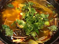 酸菜豆花米线-宽窄巷子成都小吃(建文店)