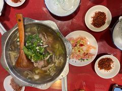-谢老五跷脚牛肉·非遗传承店