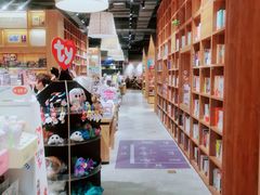 -百新书局(尚悦湾店)