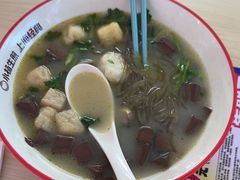-小杨生煎(金山百联购物中心3楼店)