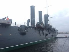 -阿芙乐尔号巡洋舰