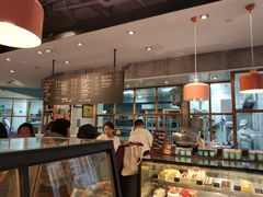 -Dough&Joe团憩(瑞虹天地月亮湾店)