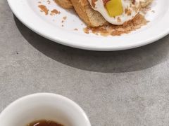 红茶戚风蛋糕-素咫咖啡CLIFEROSE(新安店)