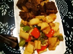 -蜗牛小馆醉乡民谣云南菜(惠新西里店)