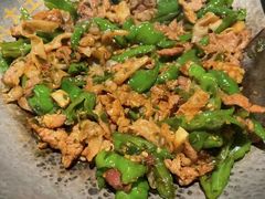 -费大厨辣椒炒肉(万家丽一店)