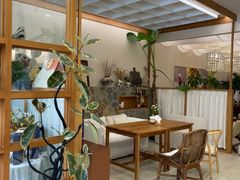 -山与蓝·轻糖鲜果蛋糕(勒泰店)