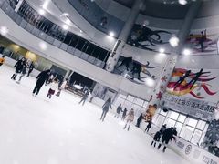 -冠军冰场CHAMPION RINK(百联又一城店)