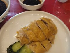 -侬佳蒸菜馆(听潮店)