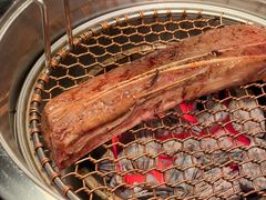 JUJU&nbsp;镇店之宝带骨牛肋排-JUJU炭火烤肉·干杯小酒馆