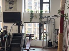 -悦耐私教健身馆(保利中心店)