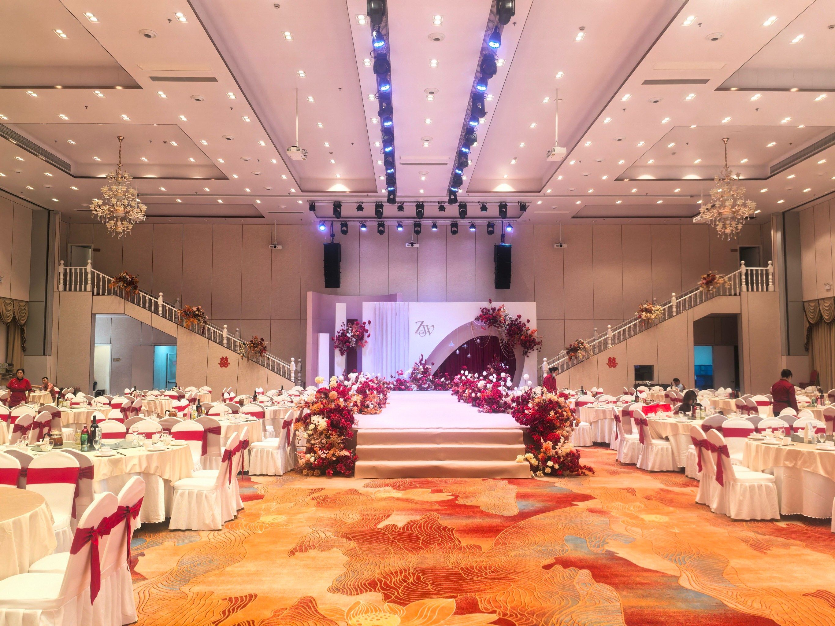 打造一场梦幻城堡般的婚礼宴会