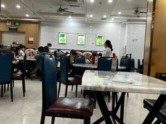 -红色湘菜馆(春风店)