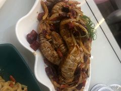 -覃记海鲜美食餐厅