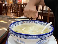 -香麒园·过桥米线·南湖雅宴
