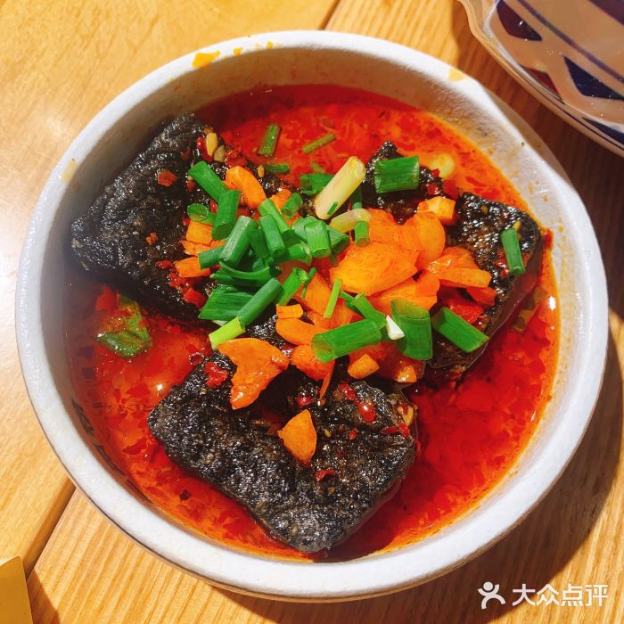 三两粉(深圳南山桃园店)老长沙臭豆腐图片