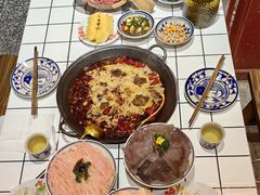 -旧街市鲜货老火锅(大光路店)