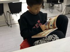 -钟书阁(松江泰晤士小镇店)