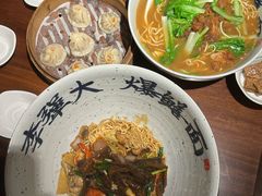 -李犟大爆鳝面·手工蟹黄包(湖滨西湖店)