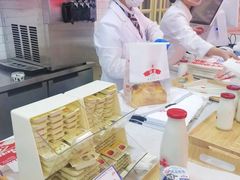 -红星前进面包牛奶公司(五道口购物中心店)