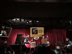 -东岸Cafe 爵士俱乐部